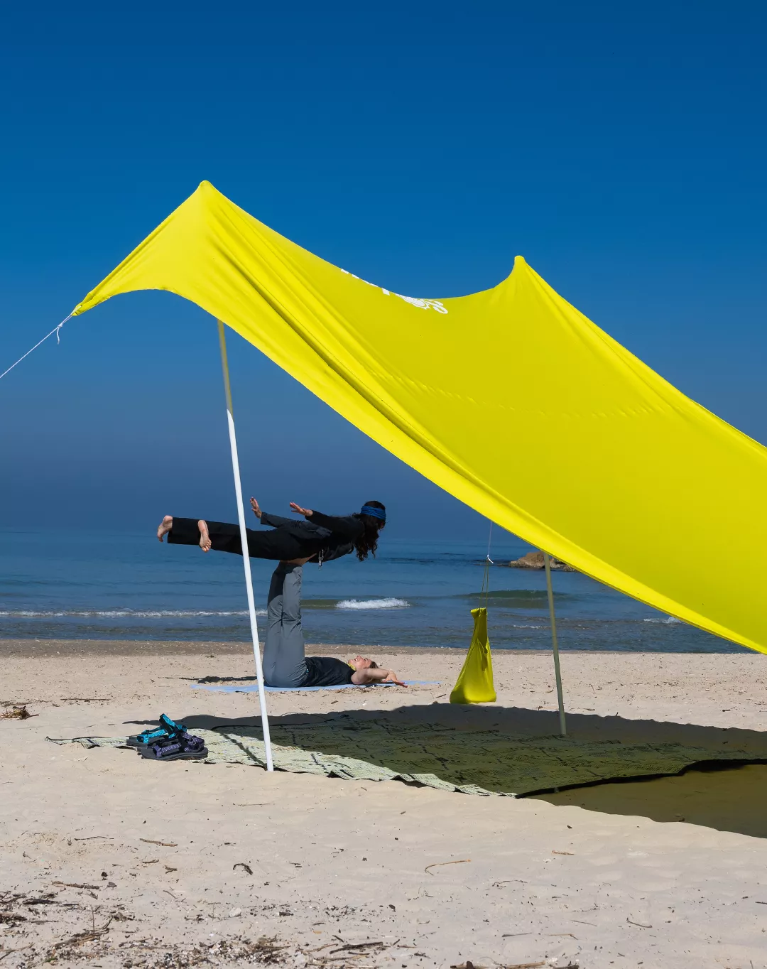 אוהל חוף Soley – Outdoor Revolution-6524 – צהוב – 1