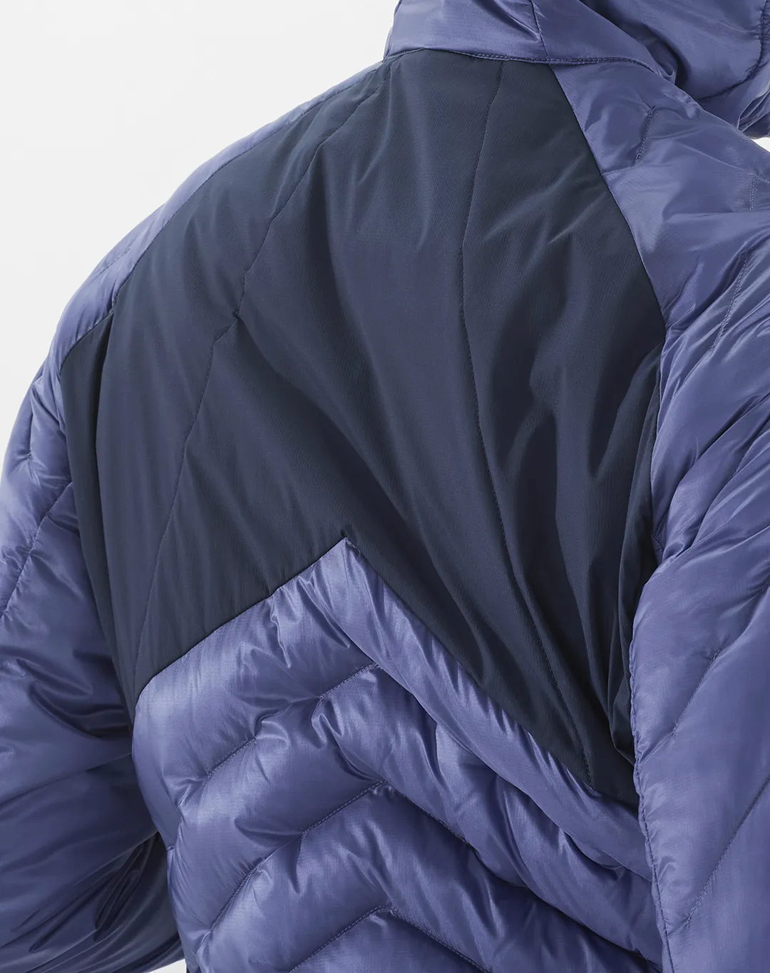 מעיל נשים Outline Primaloft HDY – Salomon-LC200620 – נייבי – 6
